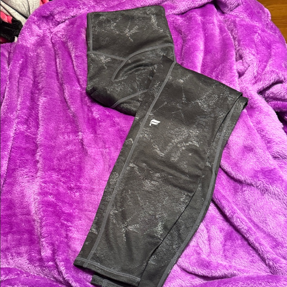 Fabletics Black Patterned Leggings brandnew